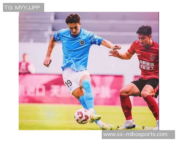 媒体人透露上海海港与安永佳尚未达成协议周定洋仍是首选目标