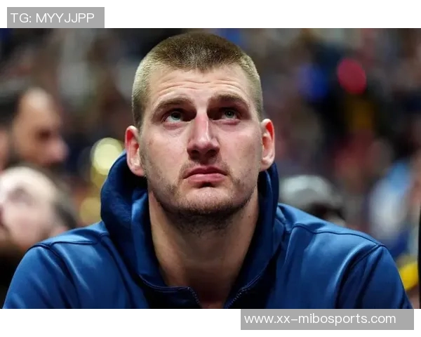 绿军意图通过夹击穆雷制造失误掘金展现出成熟的球场应对能力 绿军意图通过夹击穆雷制造失误掘金展现出成熟的球场应对能力