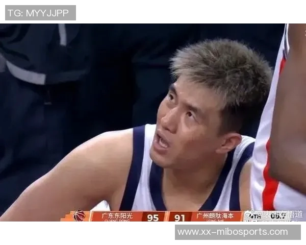 郭艾伦表现平淡仅得6分2板2助失误频繁状态堪忧 郭艾伦表现平淡仅得6分2板2助失误频繁状态堪忧